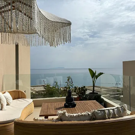 Pinkas House Ferienhaus *